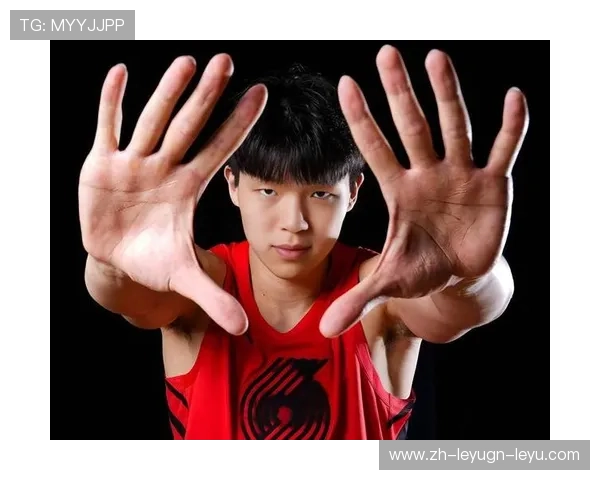 杨瀚森高效4分3板0失误闪耀末节打满最后9分钟助球队锁定胜局